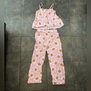 🌸 H&M flower outfit